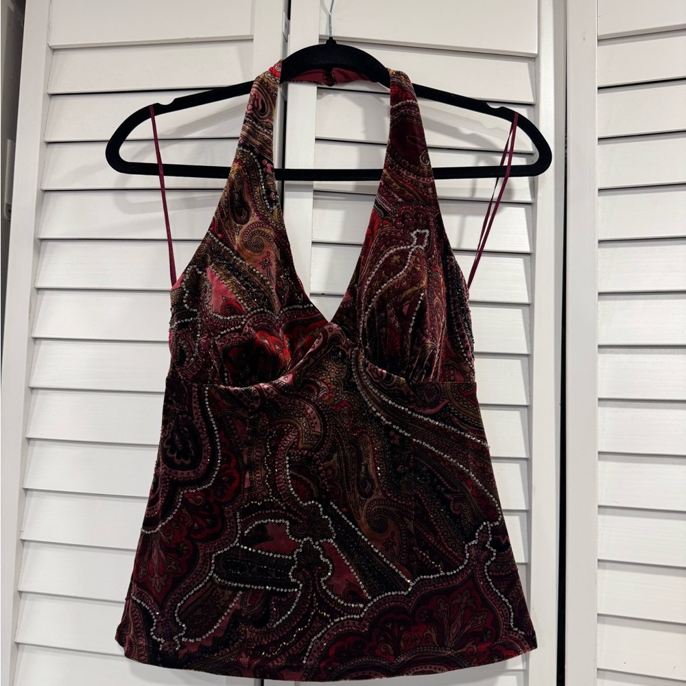 Beautifully Beaded Cache Top